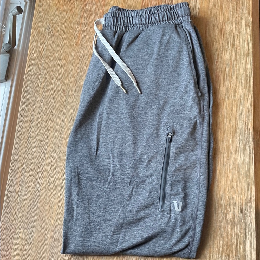 Vuori Heather Gray Sunday Performance Joggers with Zipper Pockets